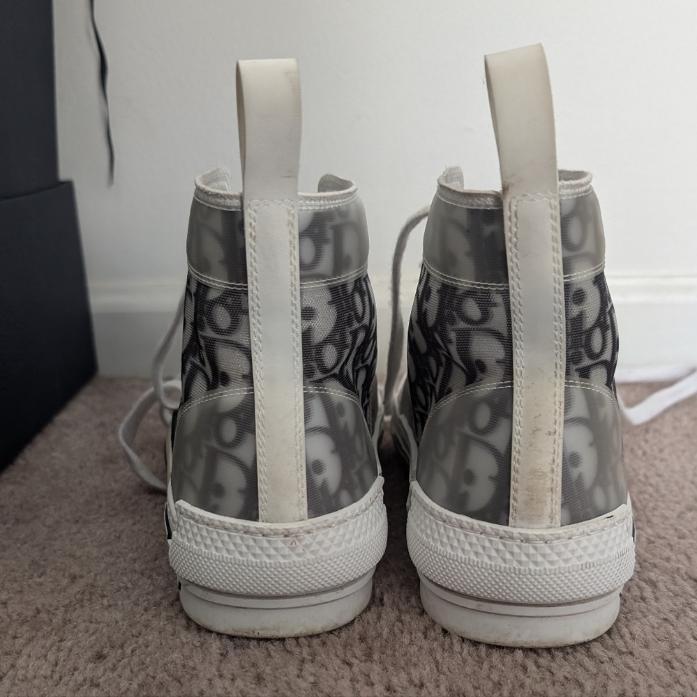 Dior B23 High Top Sneakers - Picture 6 of 6